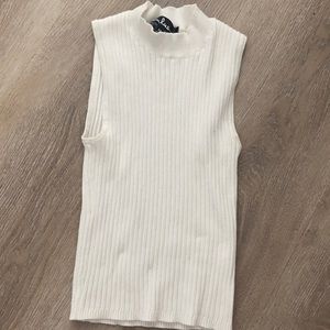 Lulus textured, turtleneck crop